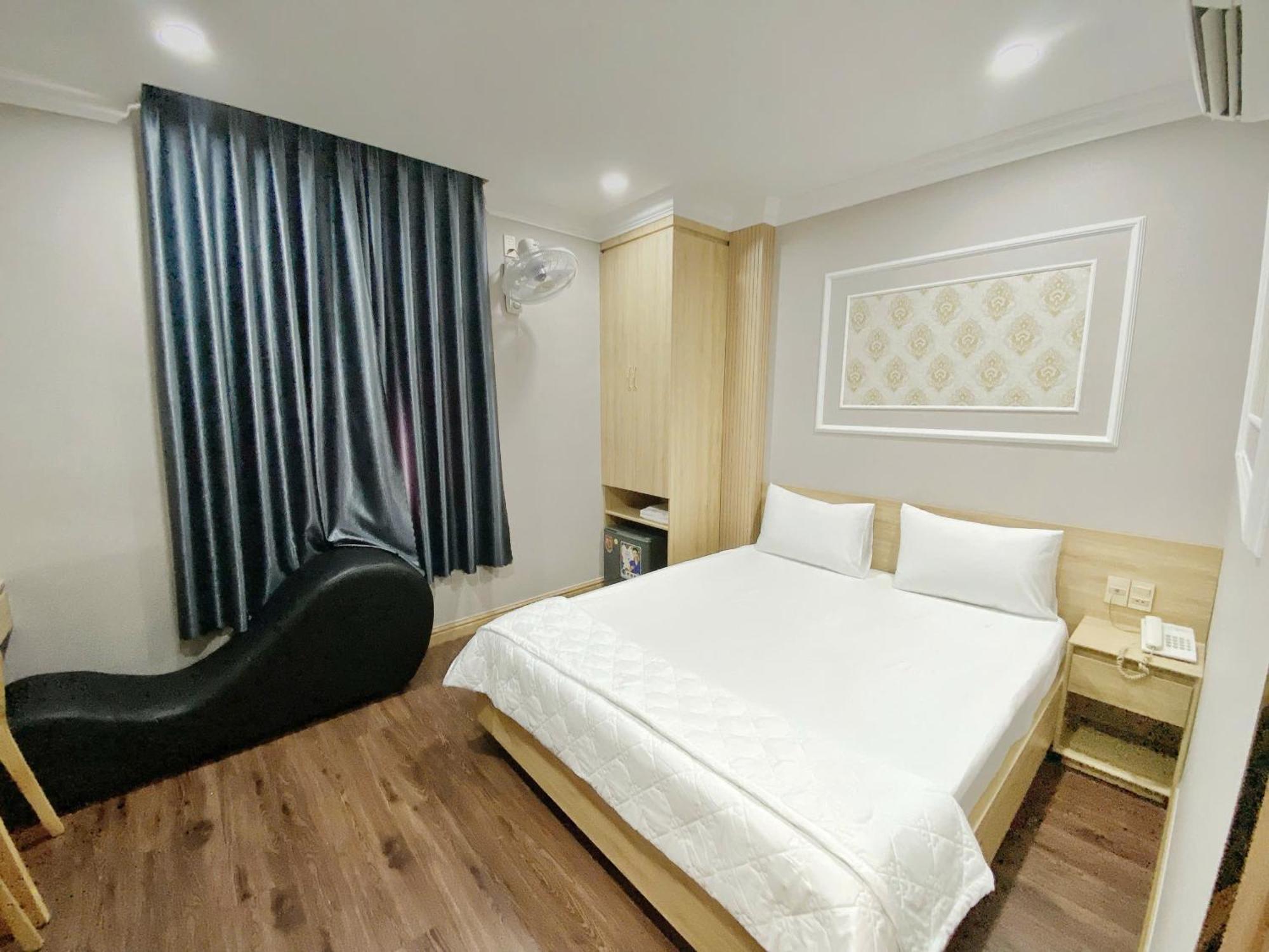 Thanh Binh Premium Hotel Хошимин Екстериор снимка