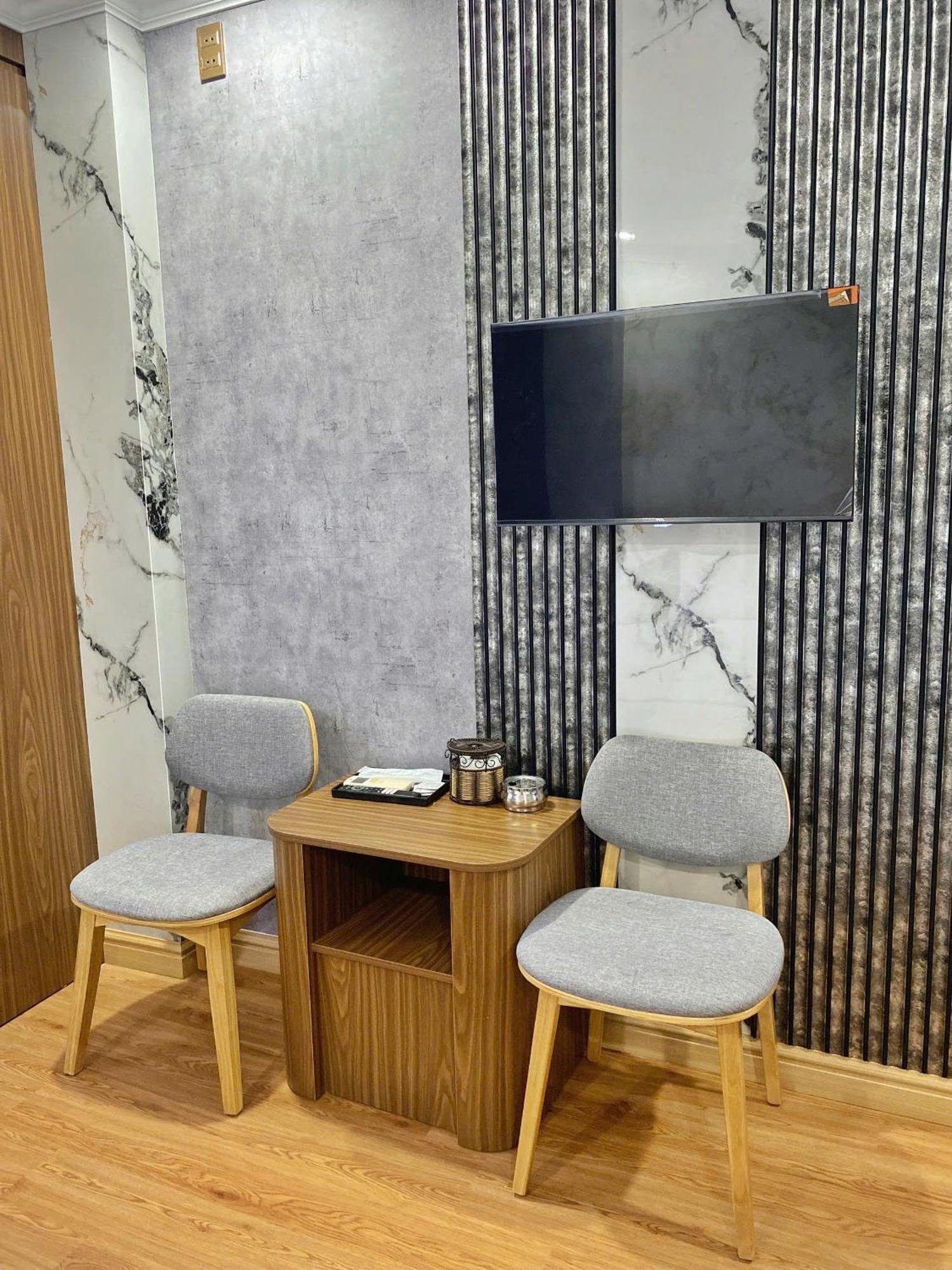 Thanh Binh Premium Hotel Хошимин Екстериор снимка